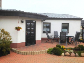 Отель Bungalow mit Kamin in Ribnitz-Damgarten  Рибниц-Дамгартен